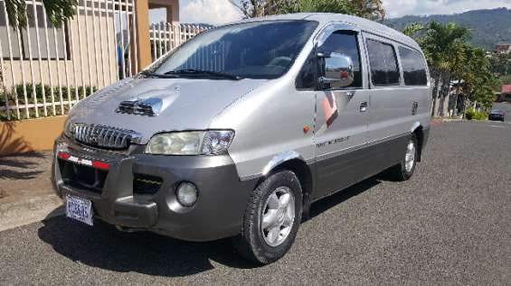 Hyundai starex 2002 год